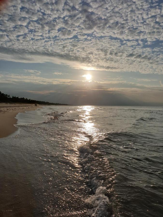 Domek Letniskowy Wczasy Nad Morzem Sasino Esterno foto