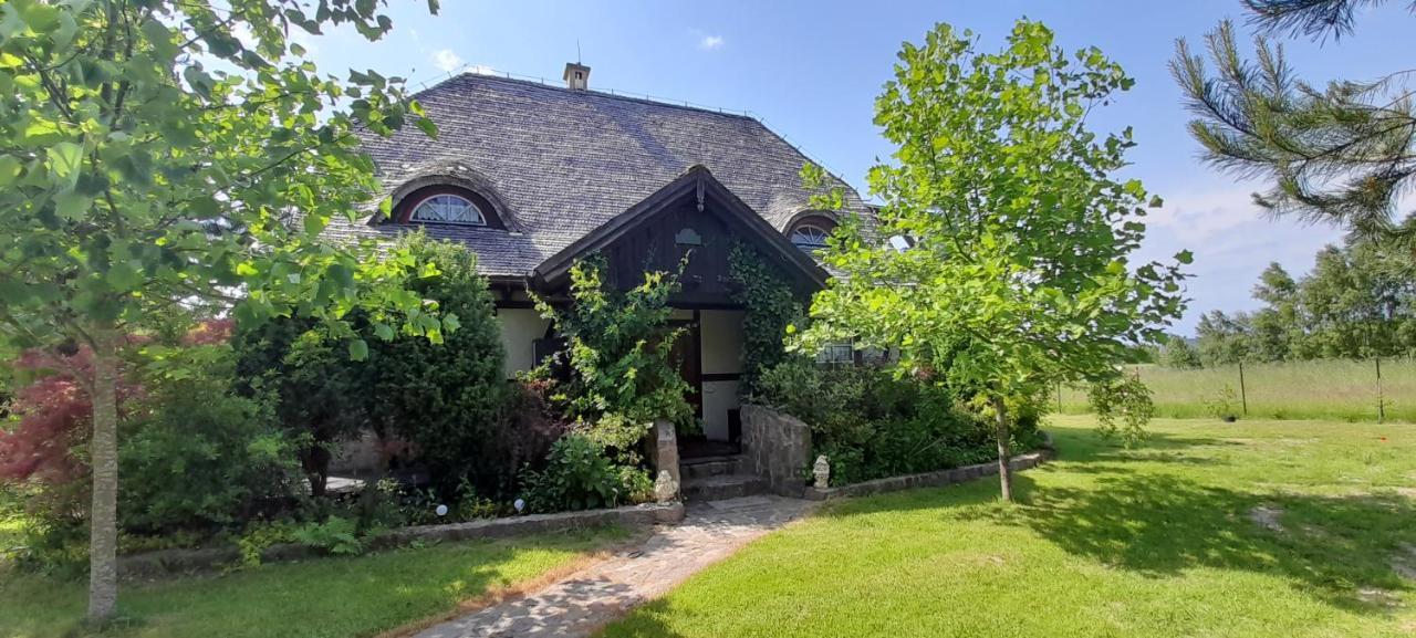 Domek Letniskowy Wczasy Nad Morzem Sasino Esterno foto
